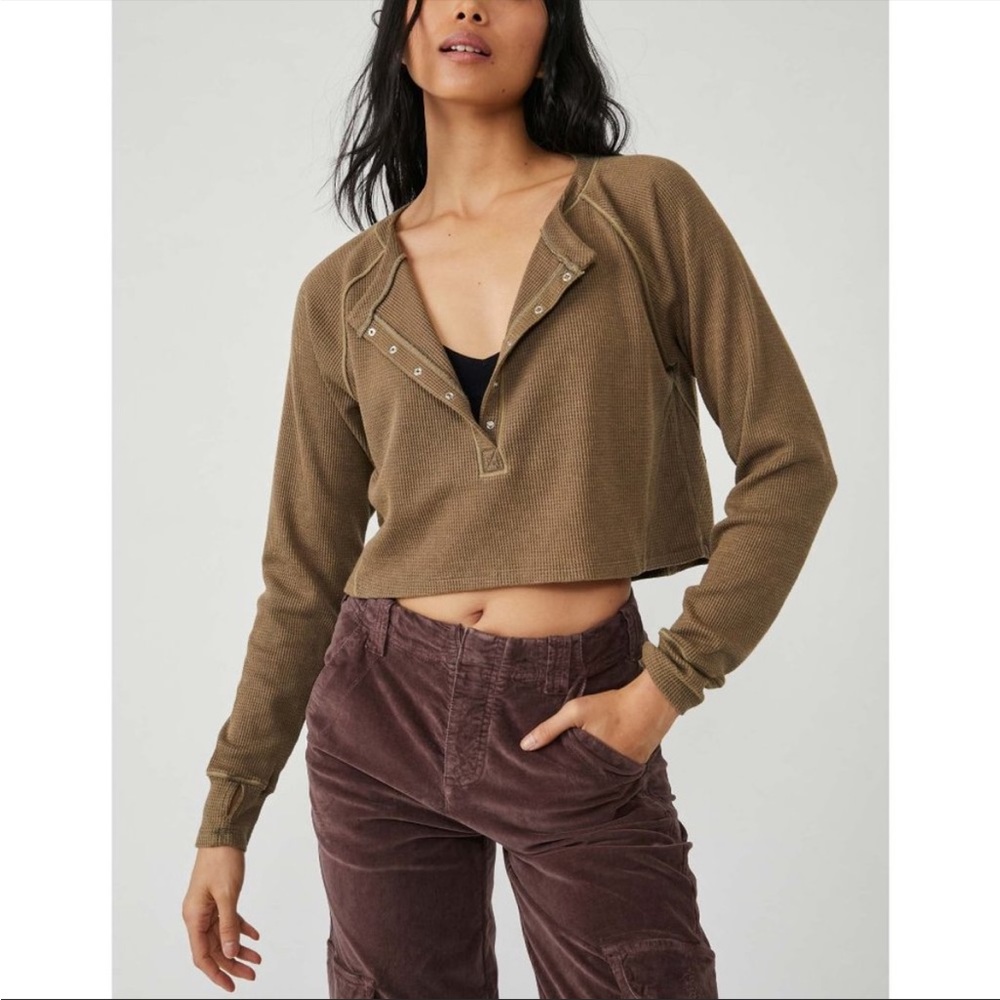 NWT Free People Early Night Cropped Pullover / Washed Army MSRP $50 XS